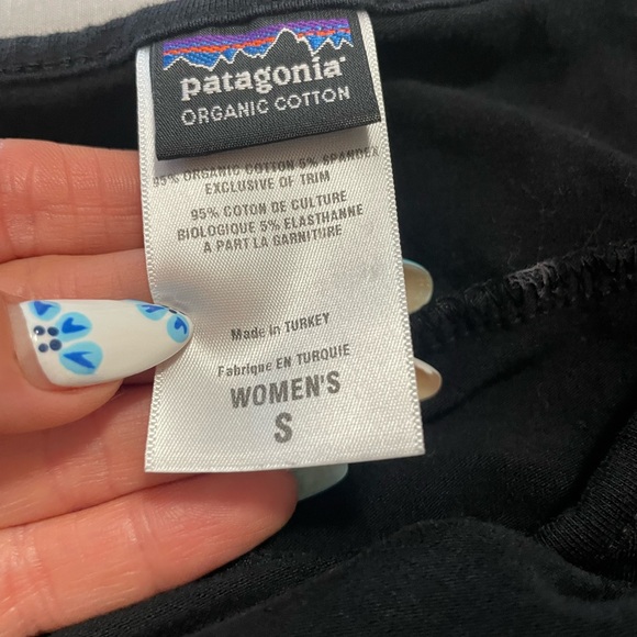 Patagonia 👗Classic Black V-Neck Mini Dress, size Small 95% Organic cotton - Picture 8 of 9